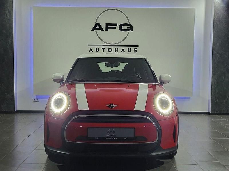 Gebraucht Mini Cooper Classic 136 PS (100 kW) 2021 Rot Kleinwagen