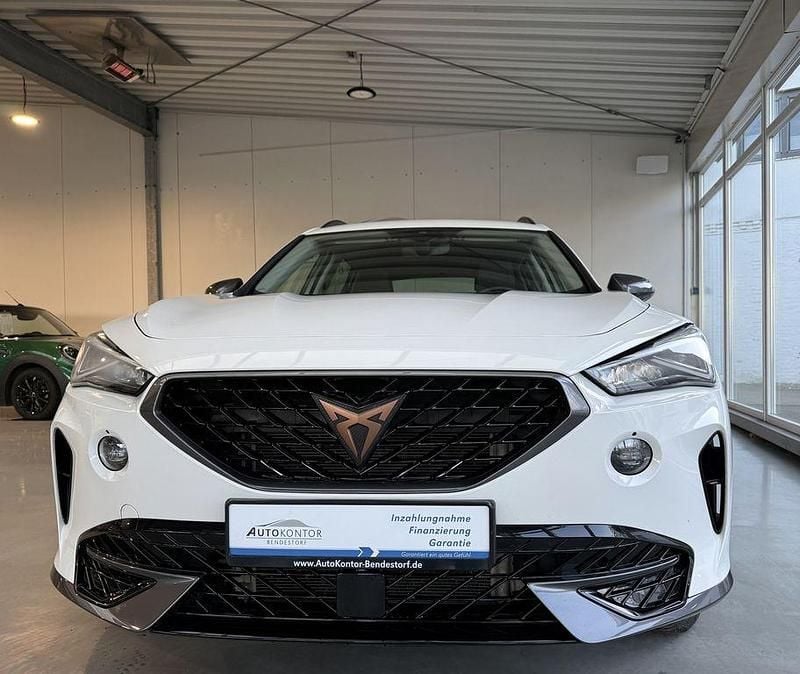 Weiß Gebraucht 2024 Cupra Formentor SUV | 22.970 € (Guter Preis) - Bild 1/4