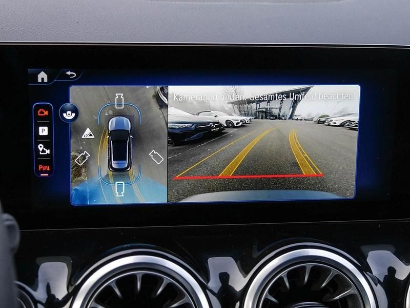 Gebraucht Mercedes EQA300 Progressive 123 kW (168 PS) 2024 Unilack polarweiß SUV