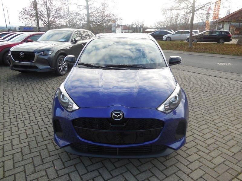 Neu Mazda 2 Center-Line 116 PS (85 kW) 2025 Glass blue Kleinwagen