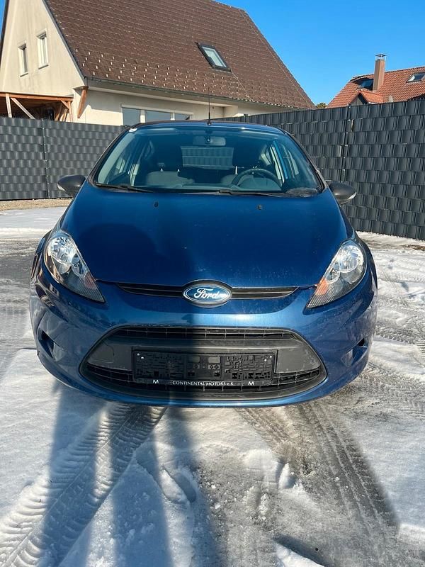 Gebraucht Ford Fiesta 60 PS (44 kW) 2009 Blau Kleinwagen