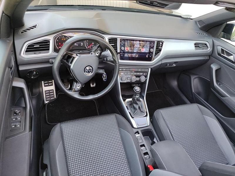 Gebraucht VW T-Roc Cabriolet Active 110 PS (80 kW) 2021 Schwarz Cabrio