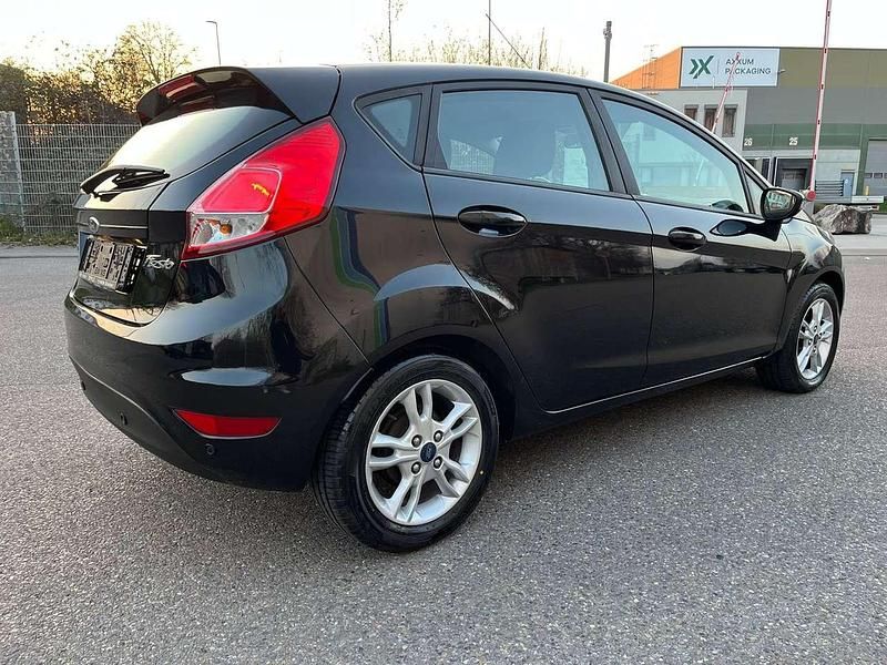Gebraucht Ford Fiesta SYNC Edition 101 PS (74 kW) 2015 Limousine
