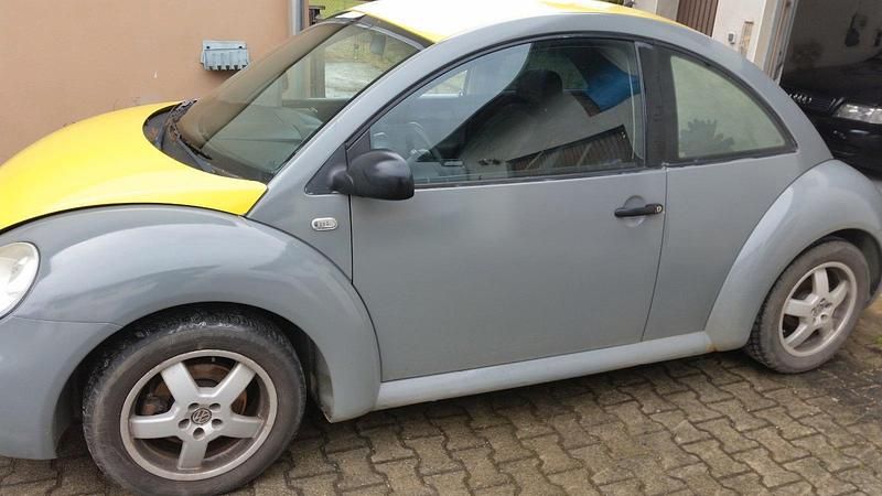 Gebraucht VW New Beetle 102 PS (75 kW) 2002 Andere farben Kleinwagen