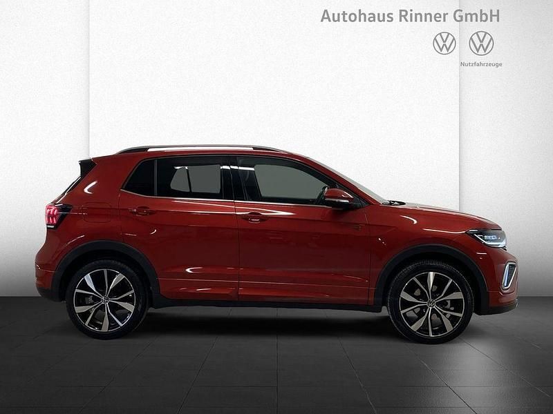 Gebraucht VW T-Cross R-line 150 PS (110 kW) 2025 Rot SUV