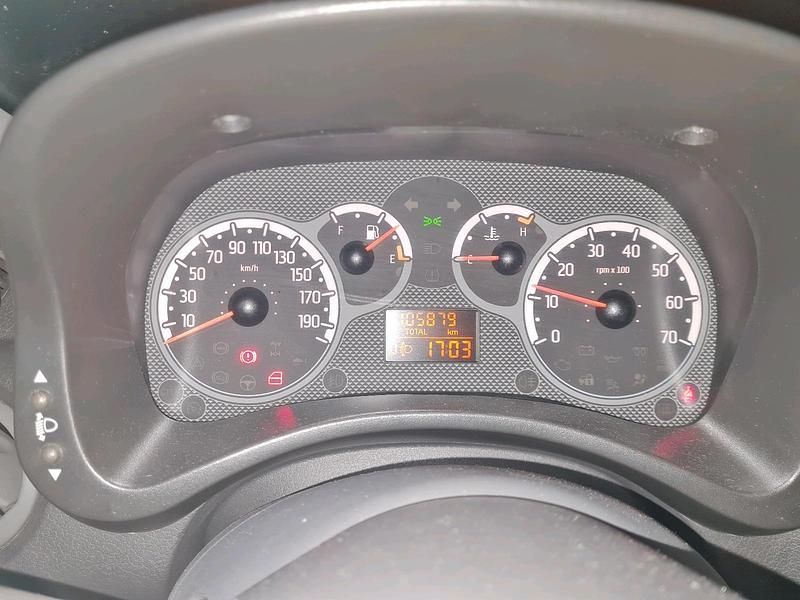 Gebraucht Fiat Panda 60 PS (44 kW) 2010 Gelb Kleinwagen