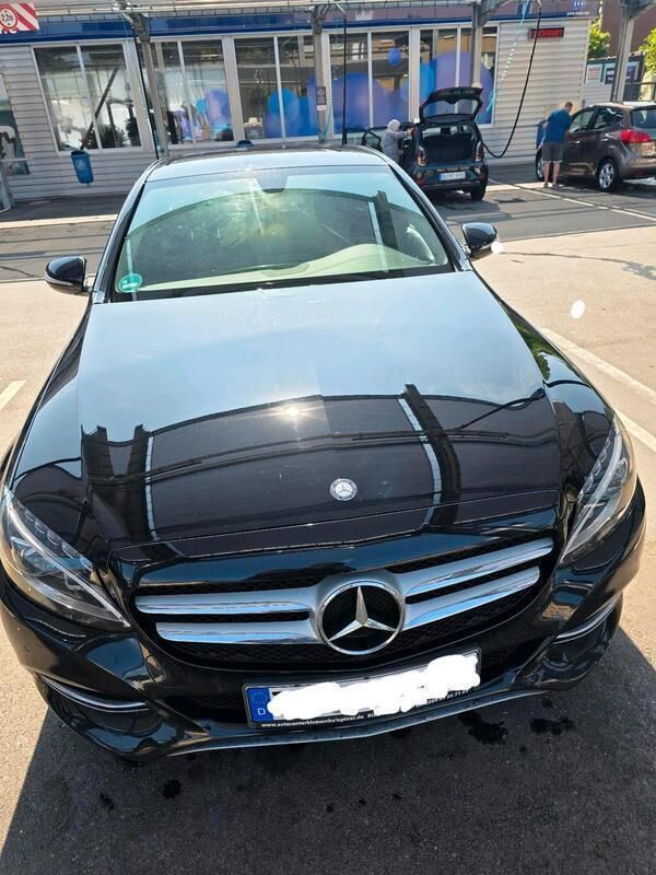 Schwarz Gebraucht 2014 Mercedes C220 Limousine | 16.000 € (Fairer Preis) - Bild 1/4