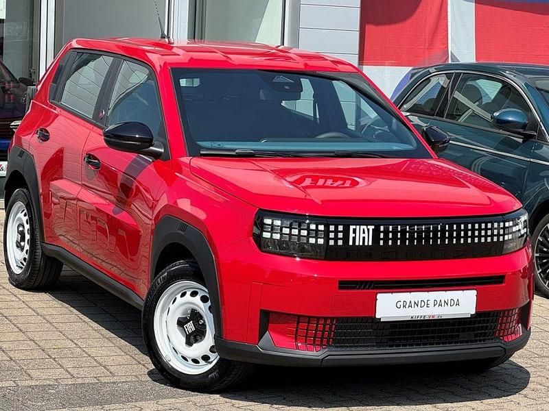 Neu Fiat Grande Panda Red 83 kW (113 PS) 2025 Red by fiat Kleinwagen