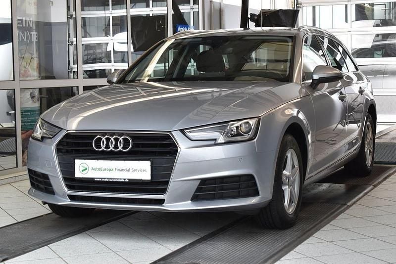 Silber Gebraucht 2019 Audi A4 Basis Kombi | 23.740 € (Fairer Preis) - Bild 1/4