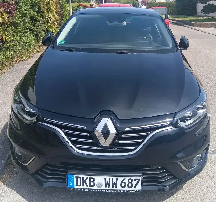 Gebraucht Renault Mégane IV Bose Edition 132 PS (97 kW) 2018 Schwarz Limousine
