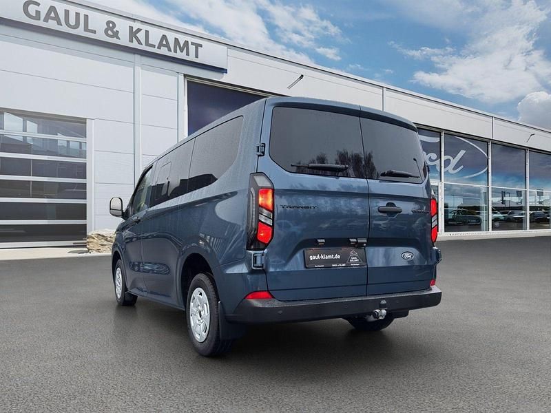 Neu Ford Transit Custom Trend 136 PS (100 kW) 2026 Chromablau metallic Limousine