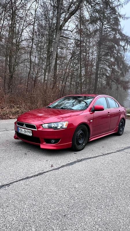 Rot Gebraucht 2009 Mitsubishi Lancer Limousine | 3.800 € (Superpreis) - Bild 1/4