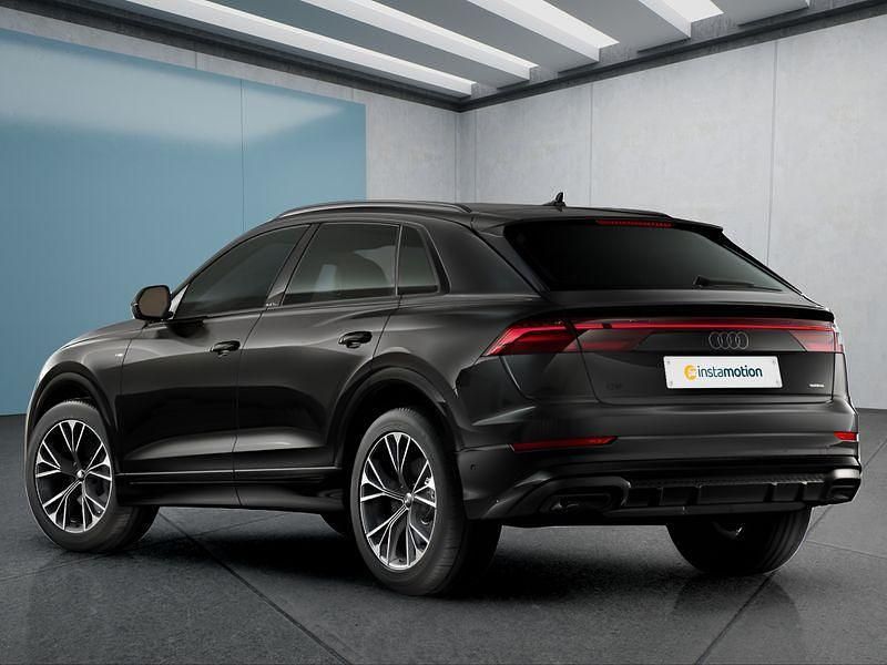 Gebraucht Audi Q8 286 PS (210 kW) 2025 Schwarz SUV