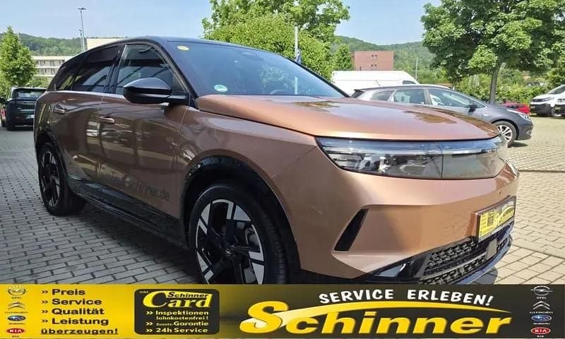 Impakt kupfer metallic Gebraucht 2025 Opel Grandland Electric SUV | 46.330 € (Fairer Preis) - Bild 1/3