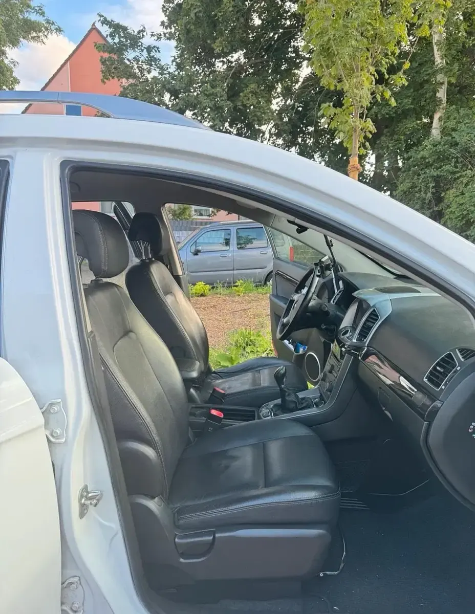 Gebraucht Chevrolet Captiva 184 PS (135 kW) 2012 Weiß SUV