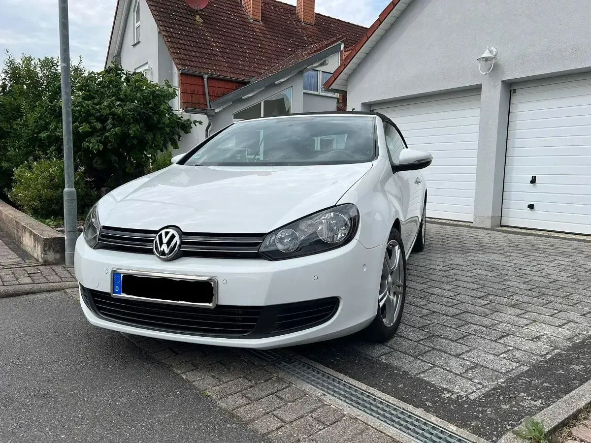 Gebraucht VW Golf Cabriolet 160 PS (117 kW) 2012 Weiß Cabrio