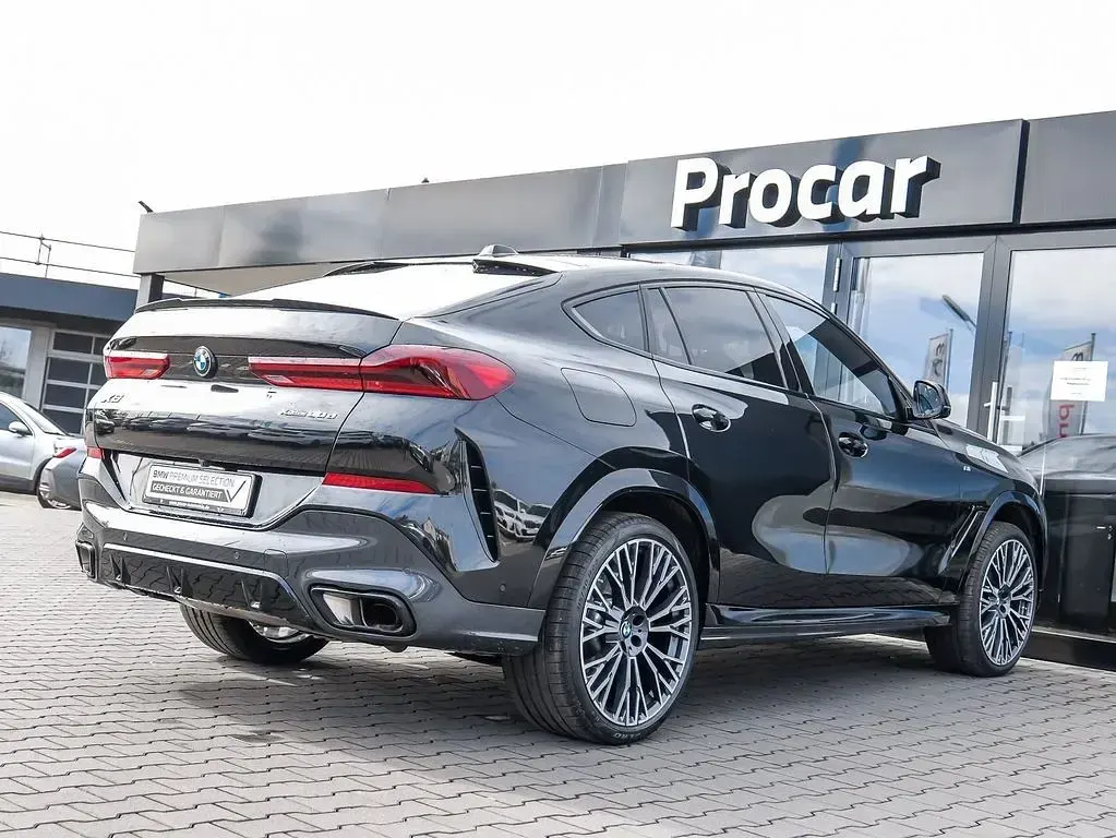Gebraucht BMW X6 M Sport 360 PS (264 kW) 2025 Saphirschwarz SUV