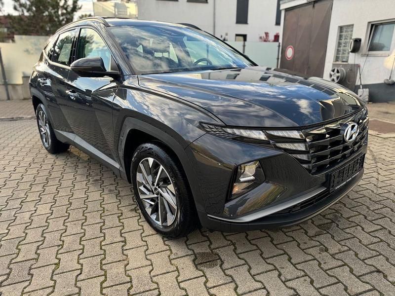 Gebraucht Hyundai Tucson Select 150 PS (110 kW) 2021 Grau SUV