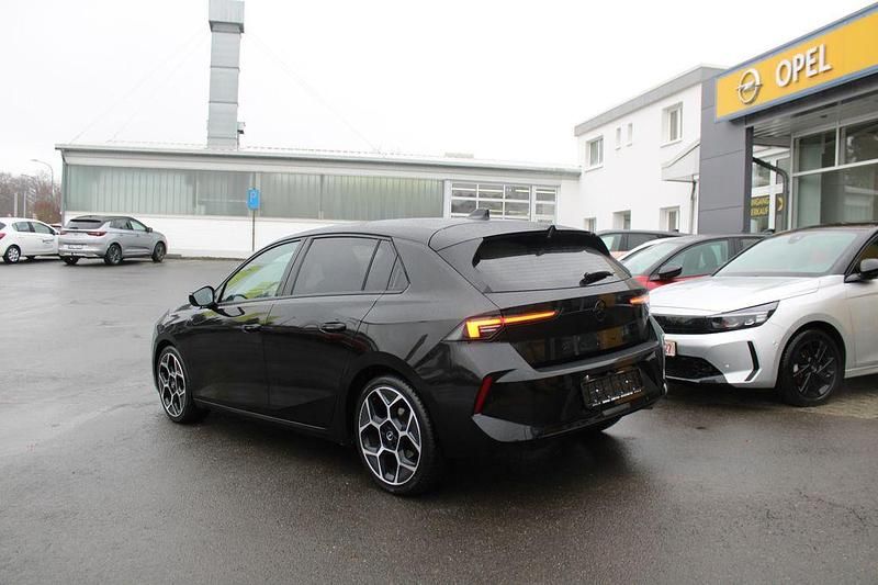 Gebraucht Opel Astra Ultimate 131 PS (96 kW) 2024 Schwarz Limousine