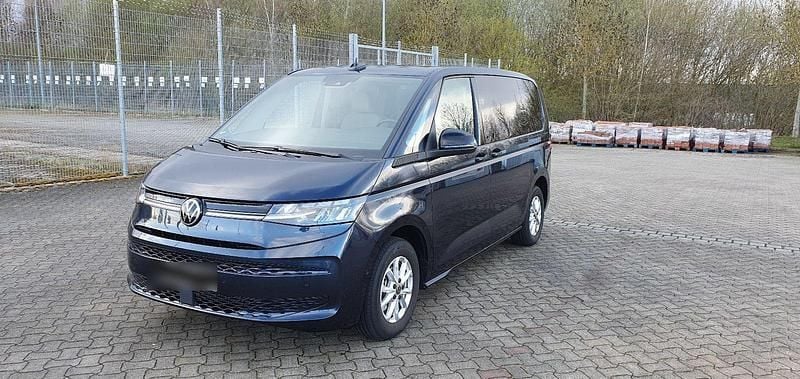 Gebraucht VW Multivan Life 150 PS (110 kW) 2025 Blau Van