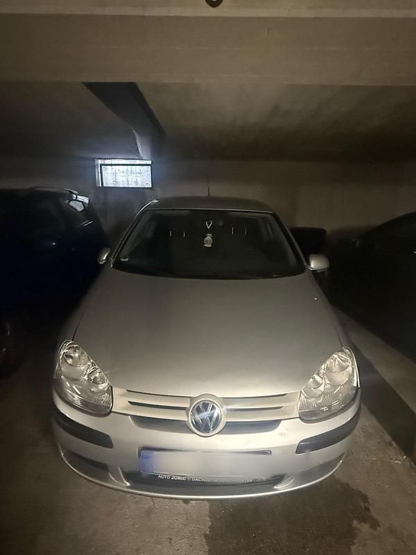 Beige Gebraucht 2005 VW Golf V Kleinwagen | 1.450 € (Fairer Preis) - Bild 1/4