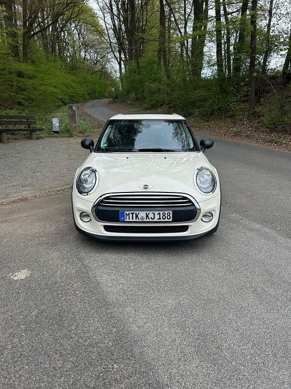 Second-hand Mini ONE 102 CP (75 kW) 2015 Alb Hatchback