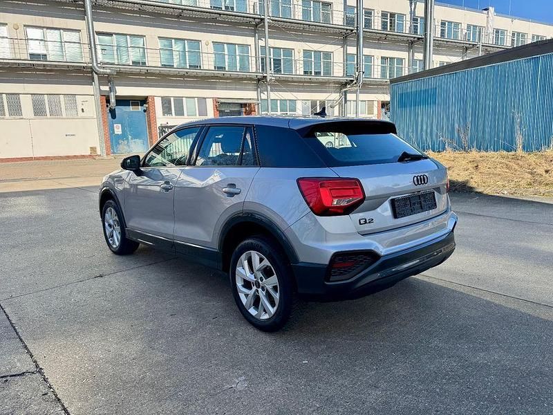 Gebraucht Audi Q2 Advanced 150 PS (110 kW) 2023 Silber SUV
