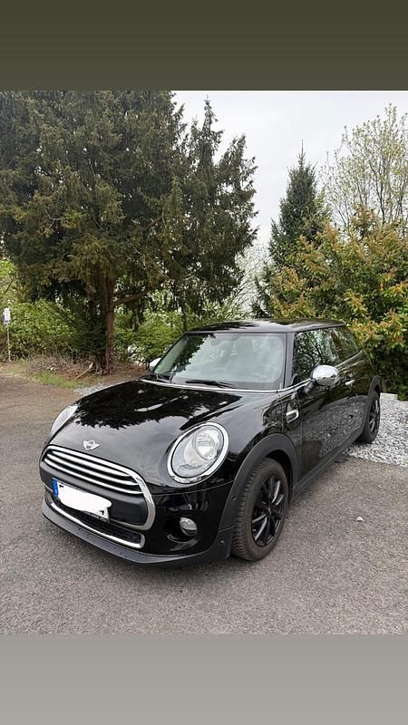 Usata Mini ONE 102 CV (75 kW) 2016 Nero Utilitaria