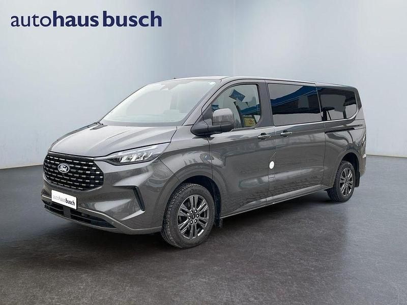 Grau Gebraucht 2025 Ford Tourneo Titanium Van / Kleinbus | 43.480 € (Superpreis) - Bild 1/4