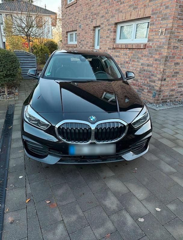 Gebraucht BMW 118 Advantage 140 PS (102 kW) 2019 Schwarz Kleinwagen