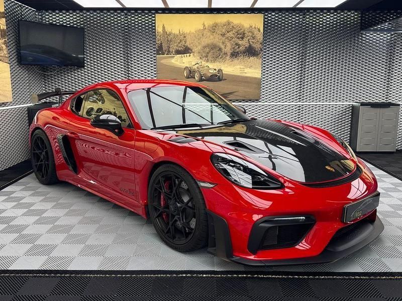 Rot Gebraucht 2024 Porsche Cayman GT4 Coupé | 159.900 € (Fairer Preis) - Bild 1/4