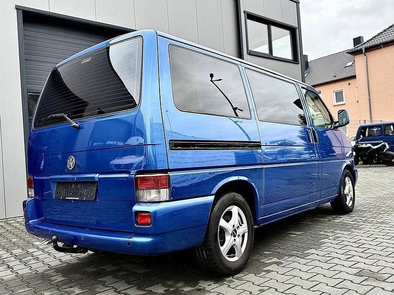 Gebraucht VW Multivan 102 PS (75 kW) 2000 Blau Van