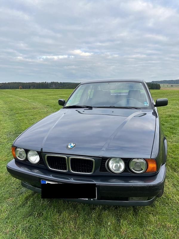 Gebraucht BMW 520 150 PS (110 kW) 1994 Grau Limousine