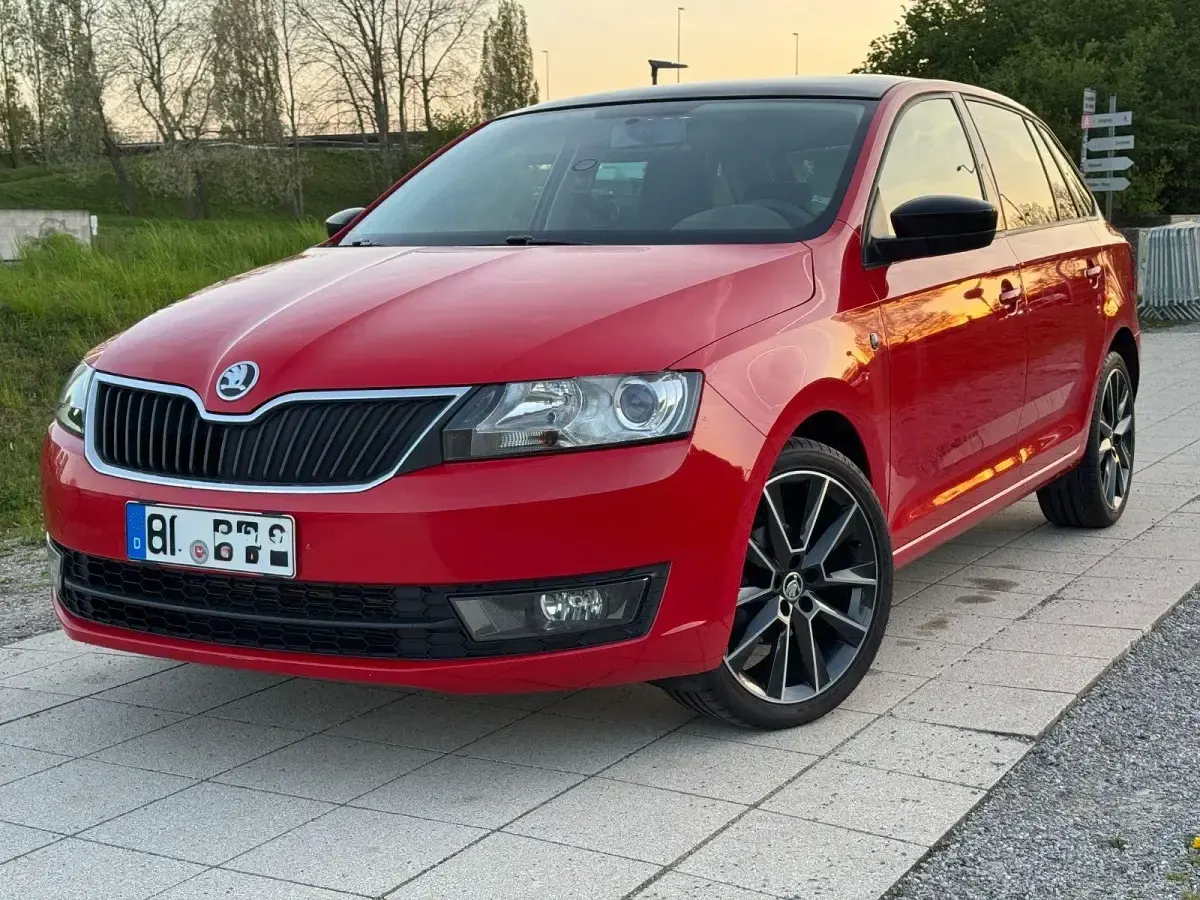 Gebraucht Skoda Rapid 86 PS (63 kW) 2014 Rot Kleinwagen