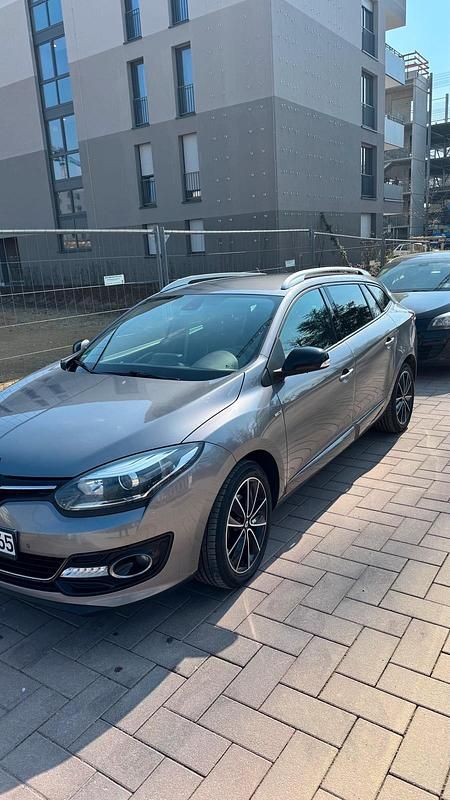 Gebraucht Renault Mégane 110 PS (80 kW) 2014 Grau Limousine