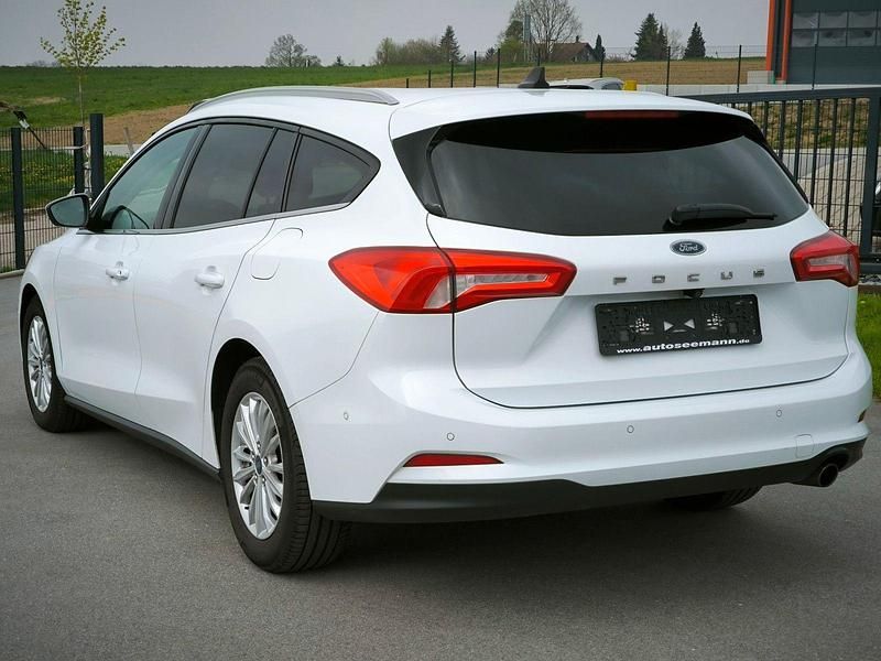 Używany Ford Focus Titanium 150 KM (110 kW) 2020 Biały Kombi