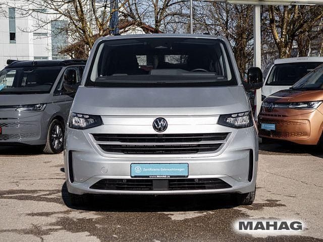 Gebraucht VW Caravelle Life 150 PS (110 kW) 2025 Grau Van