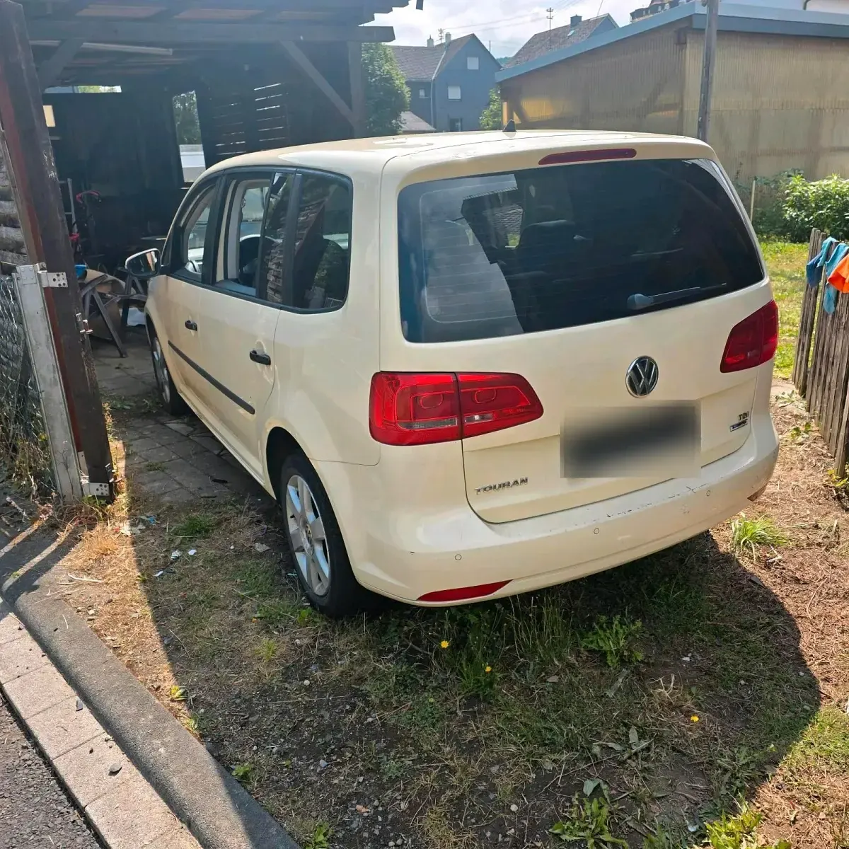 Gebraucht VW Touran 116 PS (85 kW) 2015 Gelb Van / Kleinbus