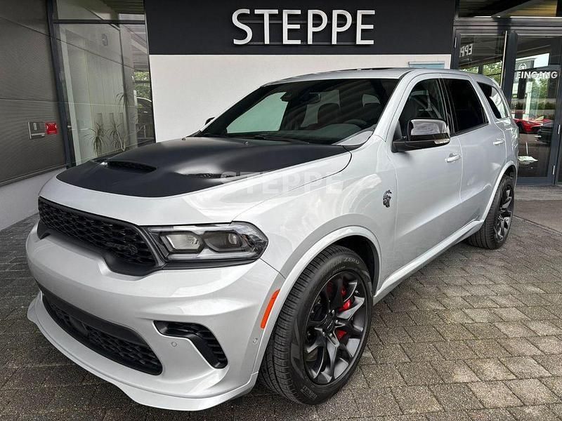 Silber Neu 2025 Dodge Durango SUV | 129.900 € (Teuer) - Bild 1/4