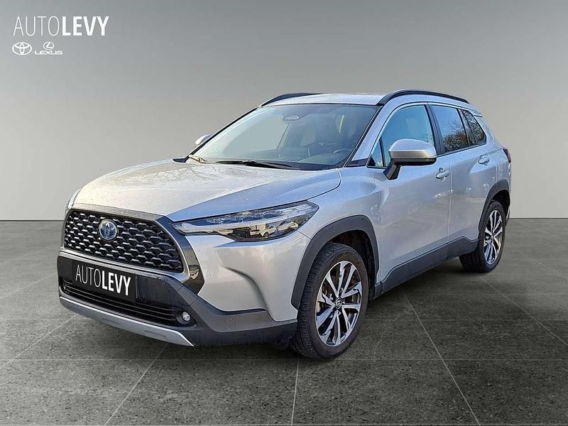 Gebraucht Toyota Corolla Cross Style 140 PS (102 kW) 2022 Silber SUV