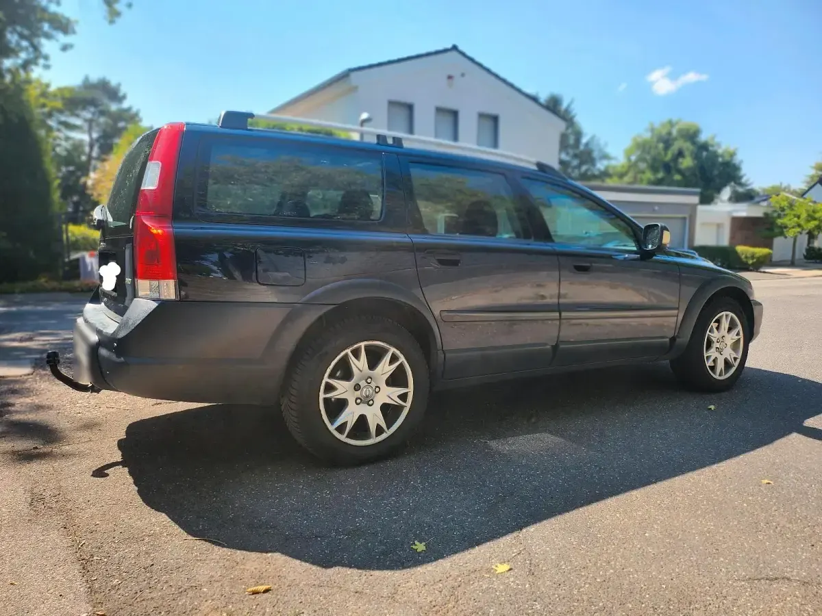 Gebraucht Volvo XC70 185 PS (136 kW) 2007 Schwarz Kombi