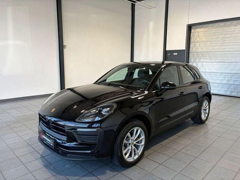 Gebraucht Porsche Macan Basis 265 PS (194 kW) 2022 Schwarz SUV