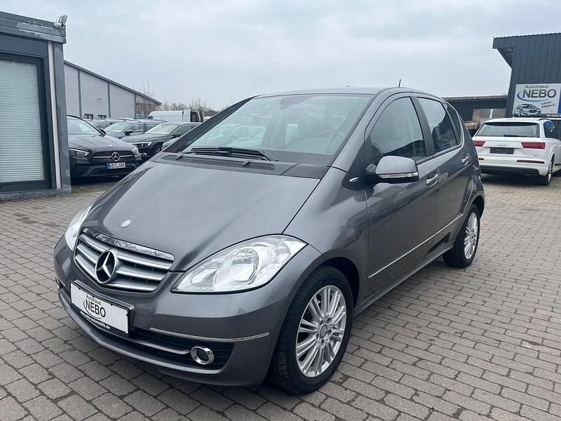Gebraucht Mercedes A150 Elegance 95 PS (69 kW) 2009 Grau Kleinwagen