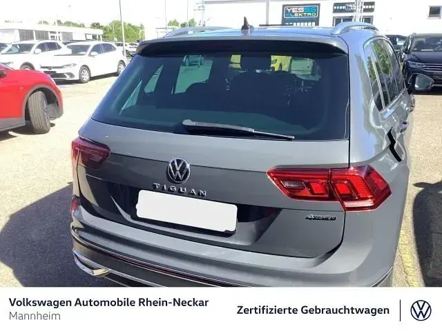 Gebraucht VW Tiguan Elegance 150 PS (110 kW) 2021 Delfingrau metallic SUV