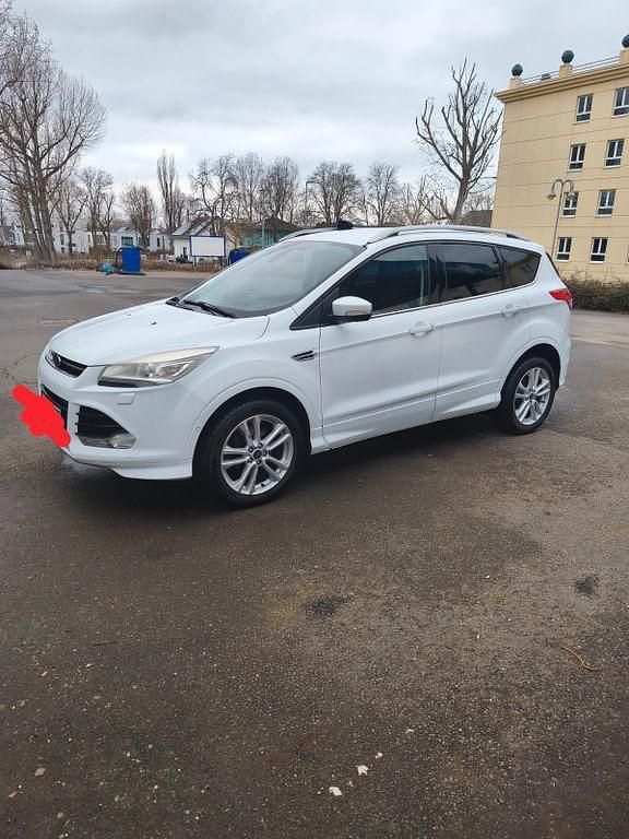 Gebraucht Ford Kuga Individual 182 PS (133 kW) 2014 Weiß SUV