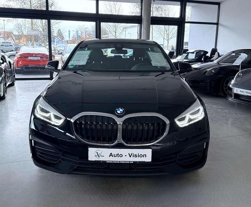 Gebraucht BMW 118 Advantage 136 PS (100 kW) 2022 Schwarz Kleinwagen