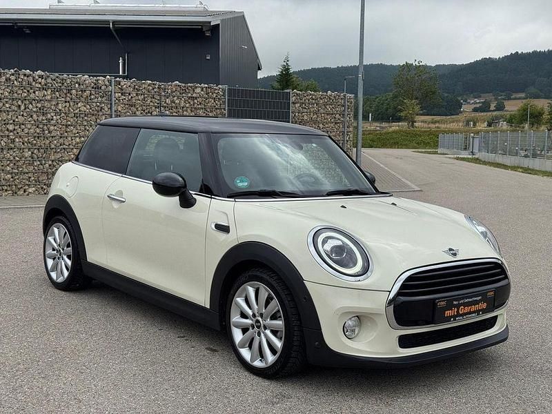 Weiß Gebraucht 2018 Mini Cooper Kleinwagen | 16.500 € (Guter Preis) - Bild 1/4
