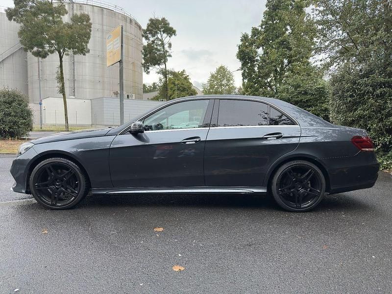 Gebraucht Mercedes E200 136 PS (100 kW) 2014 Grau Limousine