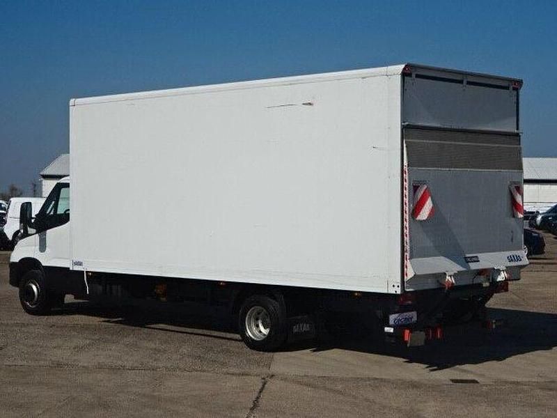 Gebraucht Iveco Daily 179 PS (131 kW) 2021 Andere