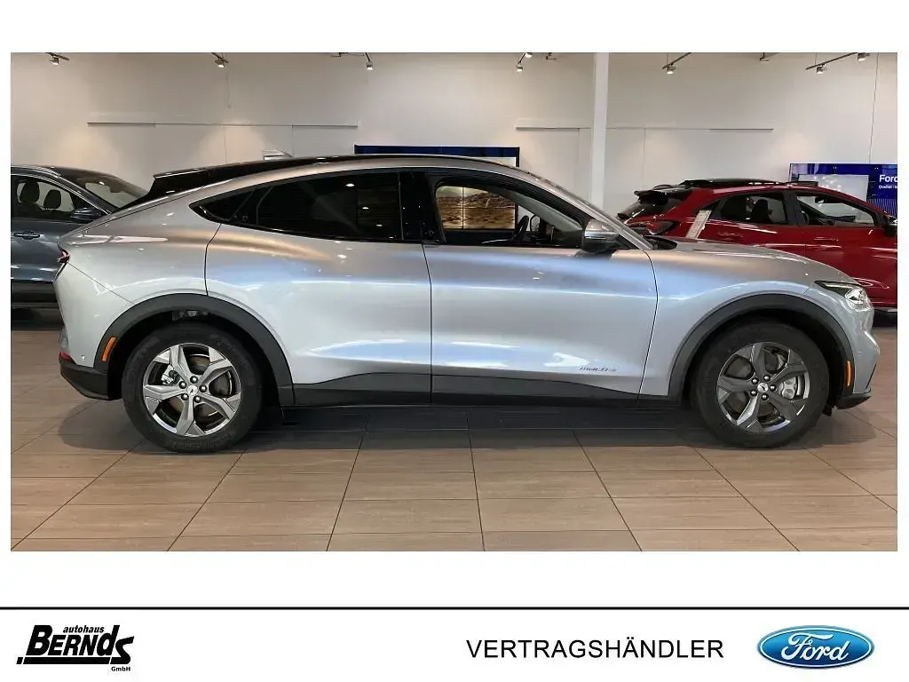 Brugt Ford Mustang Mach-E Standard Range 197 kW (269 HK) 2022 Sølv SUV